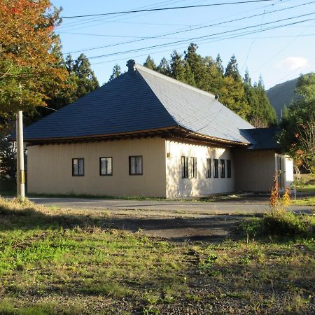 民泊くま - 絵画と音楽の宿 Inawashiro Buitenkant foto