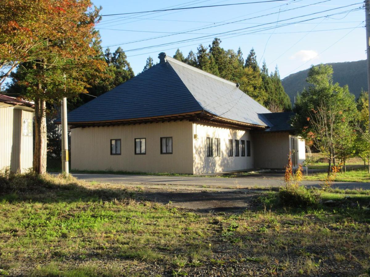 民泊くま - 絵画と音楽の宿 Inawashiro Buitenkant foto